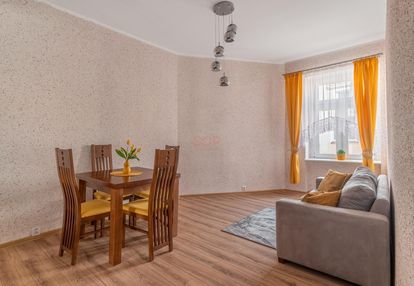 2 pokoje w kamienicy przy wólczańskiej