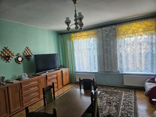 3 pokojowe mieszkanie. świebodzice ii piętro