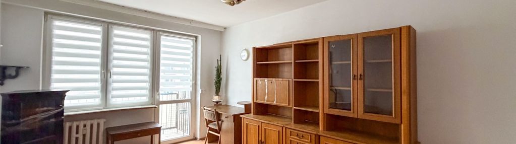 Kawalerka oliwa, miejsce postojowe, widok na morze