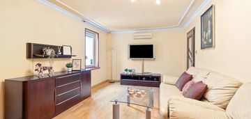 Światło, przestrzeń cisza-zamknięte osiedle-6' m2