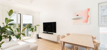 3 pokoje z widokiem na lasek marceliński