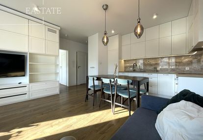 Klimatyzacja | od wschodu | blisko centrum