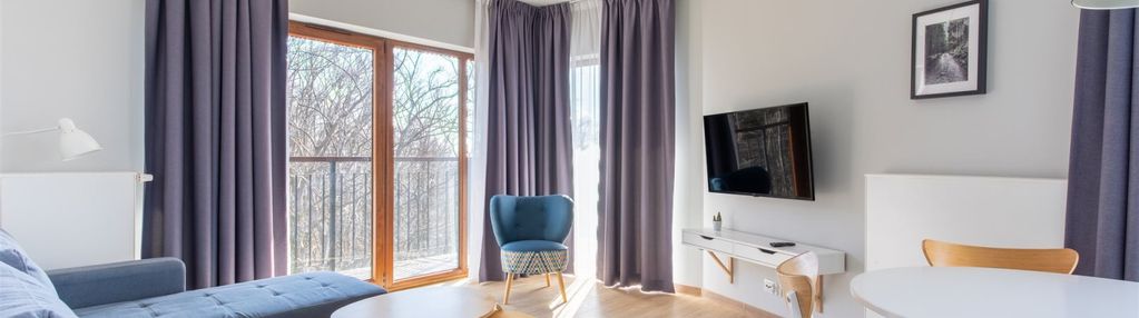 Trzypokojowy lokal z dwoma balkonami