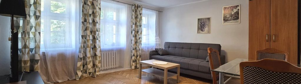 Rynek, ul. białoskórnicza, rozkładowe, 2 pok.,40m2