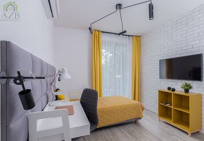 Kazimierz  - miodowa - studio - 1800 pln