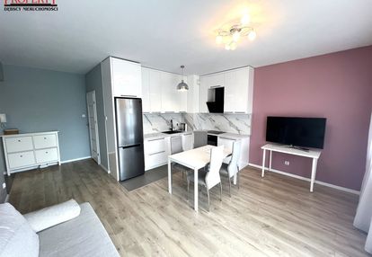 Apartament 3 pokoje garaż - pomorska
