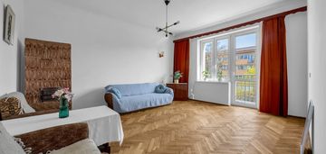 Perełka w zadbanej kamienicy - jest balkon, ciche