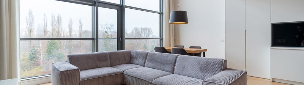 Nowoczesny loft z antresolą/woronicza qbik loft