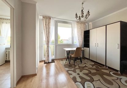 Lokalizacja - duży balkon, dobrze doświetlone