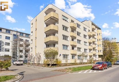 Słoneczne 2 pokoje z potencjałem – ul. merliniego