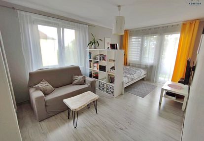 Wygodne, jasne, 2 pokoje, ii piętro, balkon