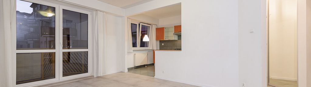 *przestronne, dużo zieleni - metro kabaty *