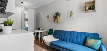 Jasna kawalerka z oddzielną sypialnią - chorzów