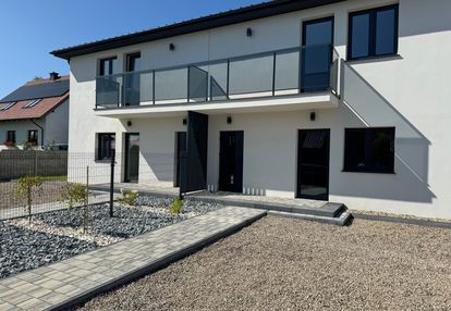 Dom inwestycyjny z czterema niezależnymi lokalami