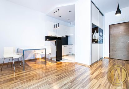 Centrum | stare miasto | rakowicka | kawalerka | balkon | 35m2 | eng