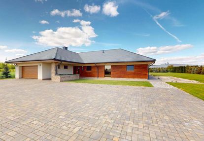 Dom premium z salą fitness i systemem smart home