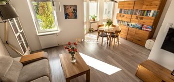 Dwupoziomowe "m" - komfort i przestrzeń jak w domu