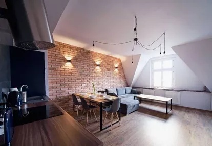 Apartament loft w odrestaurowanej kamienicy