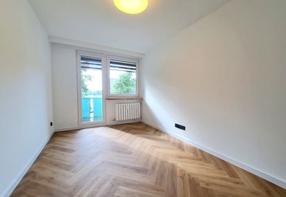 -rozkład-świeżo po remoncie-co.miejskie-balkon 7m2