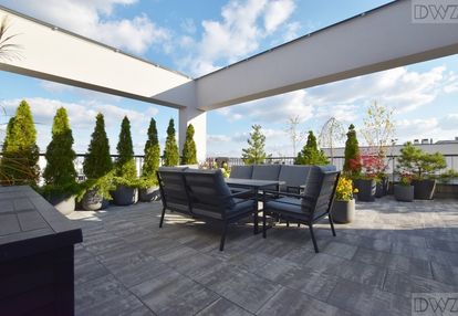 Apartament 82 m2, 3 miejsca postojowe, taras 77 m2