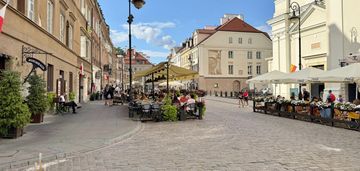 Stare miasto - 1 piętro w kamienicy - 2 pokoje