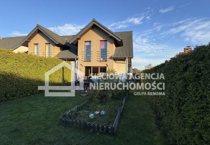 Bliźniak w spokojnej okolicy