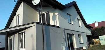 Wolnostojący dom z potencjałem dla rodziny!