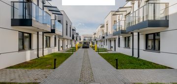 Mieszkania blisko centrum, zabudowa szeregowa