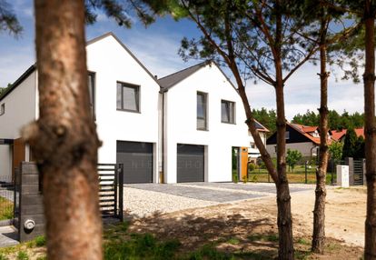 Nowe domy w kaczych bukach