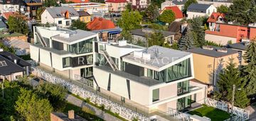 Dwupiętrowy apartament z ogrodem| rumiana house ii