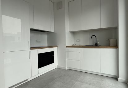 Nowe / 5 piętro / balkon / garaż / garderoba