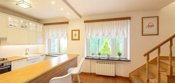 Grzegórzki -osiedle oficerskie - garaż - ogród