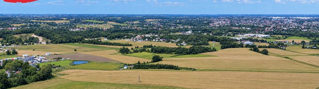 Płaska, słoneczna działka z dobrym dojazdem-glincz