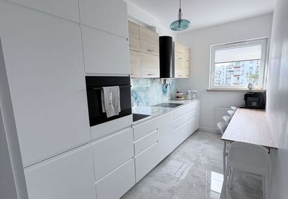 3 pokoje | osobna kuchnia | balkon | garaż