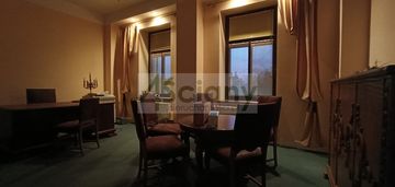 Hotel/biuro/siedziba firmy/650m, 1908r