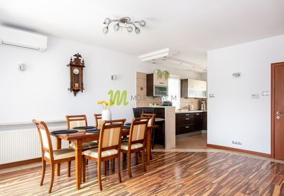 Kameralny dom w chybach