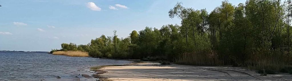 Działka nad jeziorskiem, miłkowice