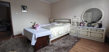 3 mieszkania /osobne wejścia / wynajęte / pasywny