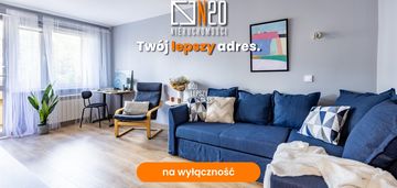Zielony azyl blisko centrum – kawalerka z loggią!