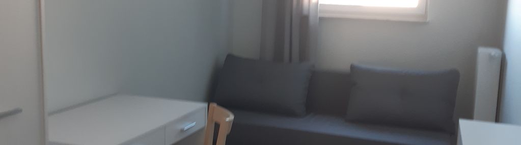 Pokój 11 m2 w mieszkaniu 3 pokojowym