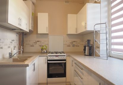 2 pokojowe z osobną kuchnią.