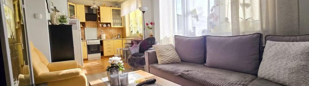 Duża kawalerka z wydzieloną sypialnią na ogrodzonym osiedlu