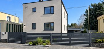 Dom 200m2, 8 pokoi – ogromny potencjał!