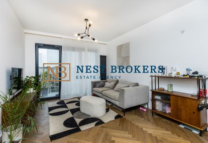 Przestronne słoneczne z balkonem