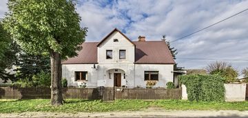 Dom po modernizacji, gotowy do zamieszkania