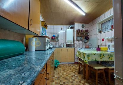 Lubsko - i piętro - 3 pokoje + co gazowe.