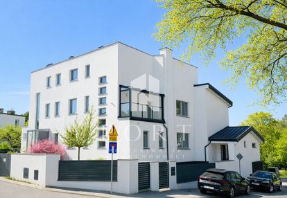 Nowoczesny dom w centrum gdyni, blisko morza