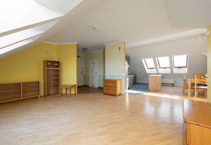 Kowale i duży balkon i ostatnie piętro