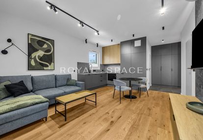 Stylowe mieszkanie  z balkonem na woli!