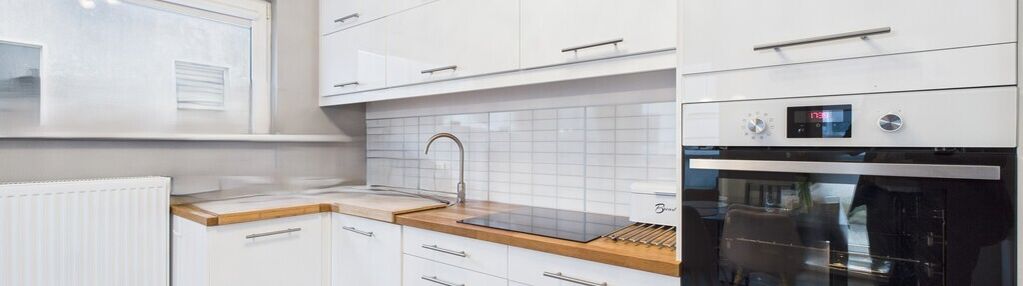 3 pokoje, duży taras, do zamieszkania, stacja pkp